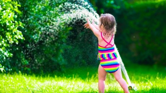 outdoor water play for toddlers